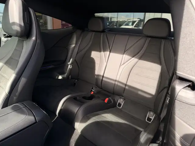 Mercedes-Benz Cle view 10
