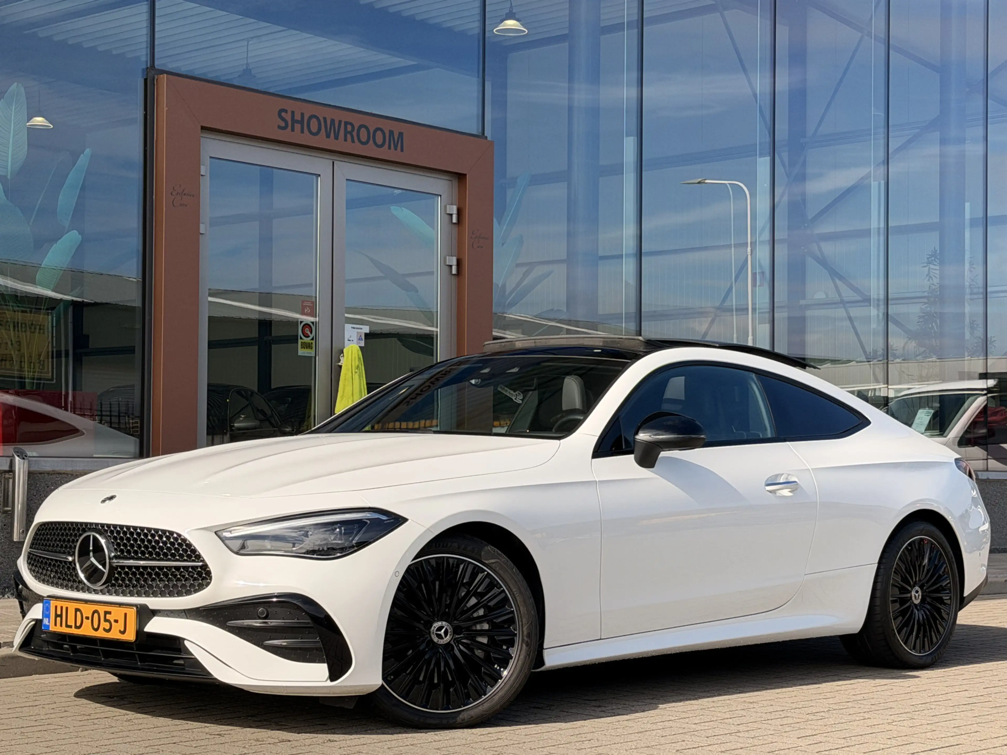 Mercedes-Benz CLE 200 Coupé AMG Line | Pano. dak | Night pakket |