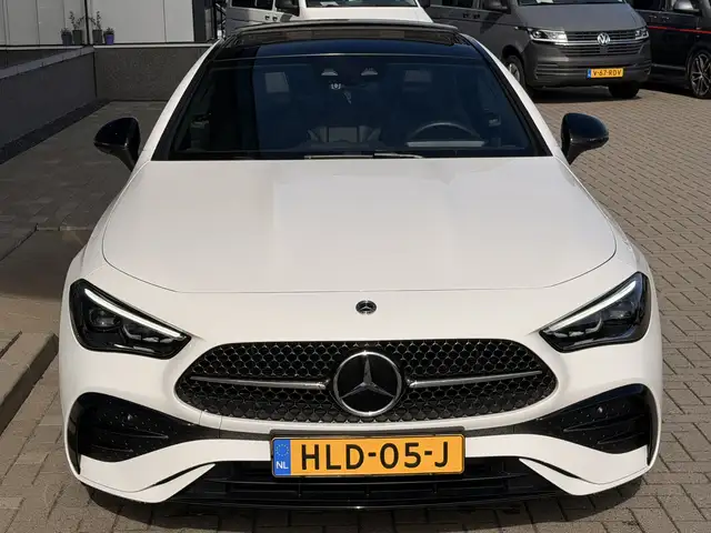 Mercedes-Benz Cle view 11