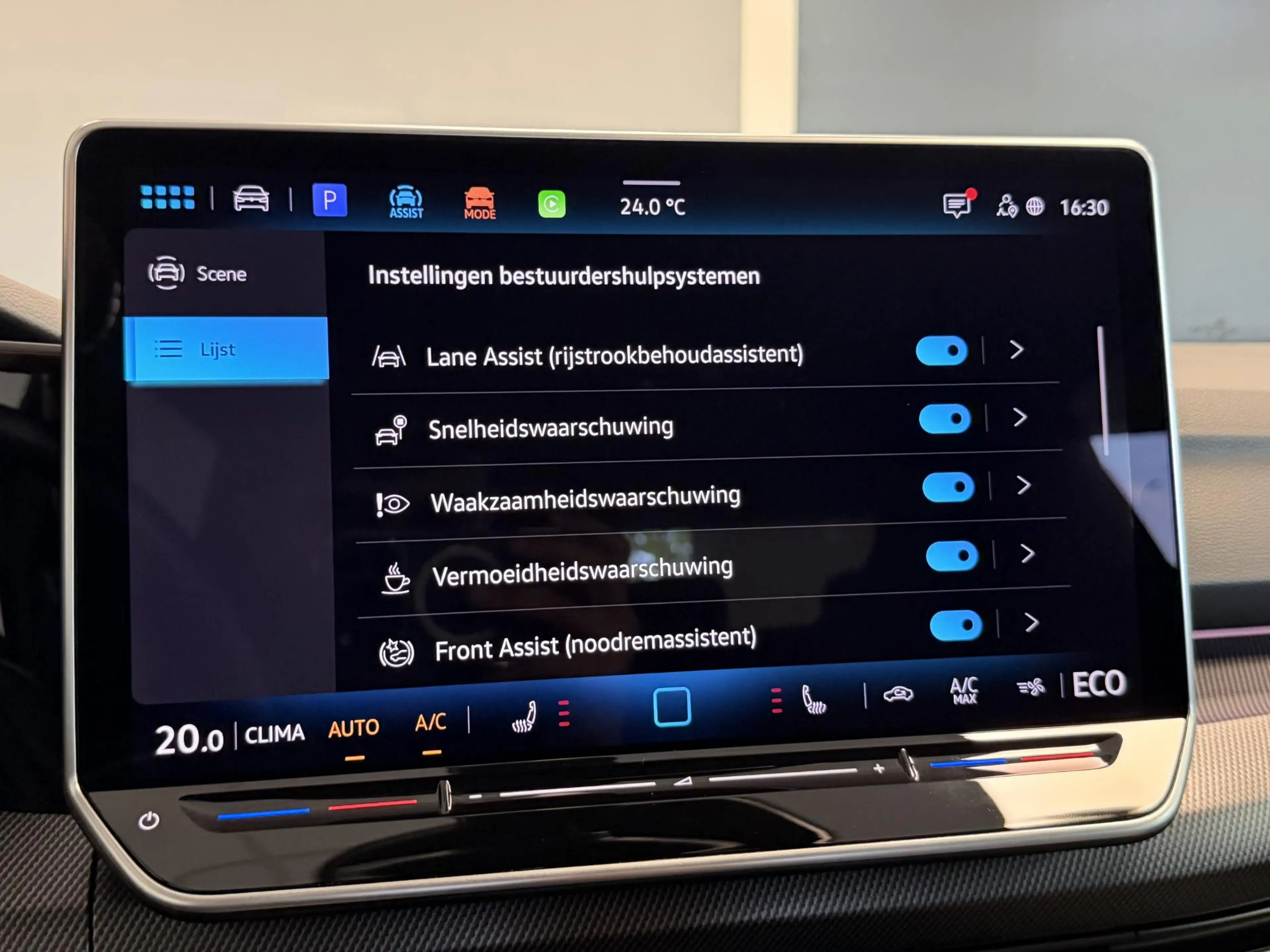 Volkswagen Golf GTE 1.5 eHybrid SOH 100% | Trekhaak | Adaptive cruise — photo 20