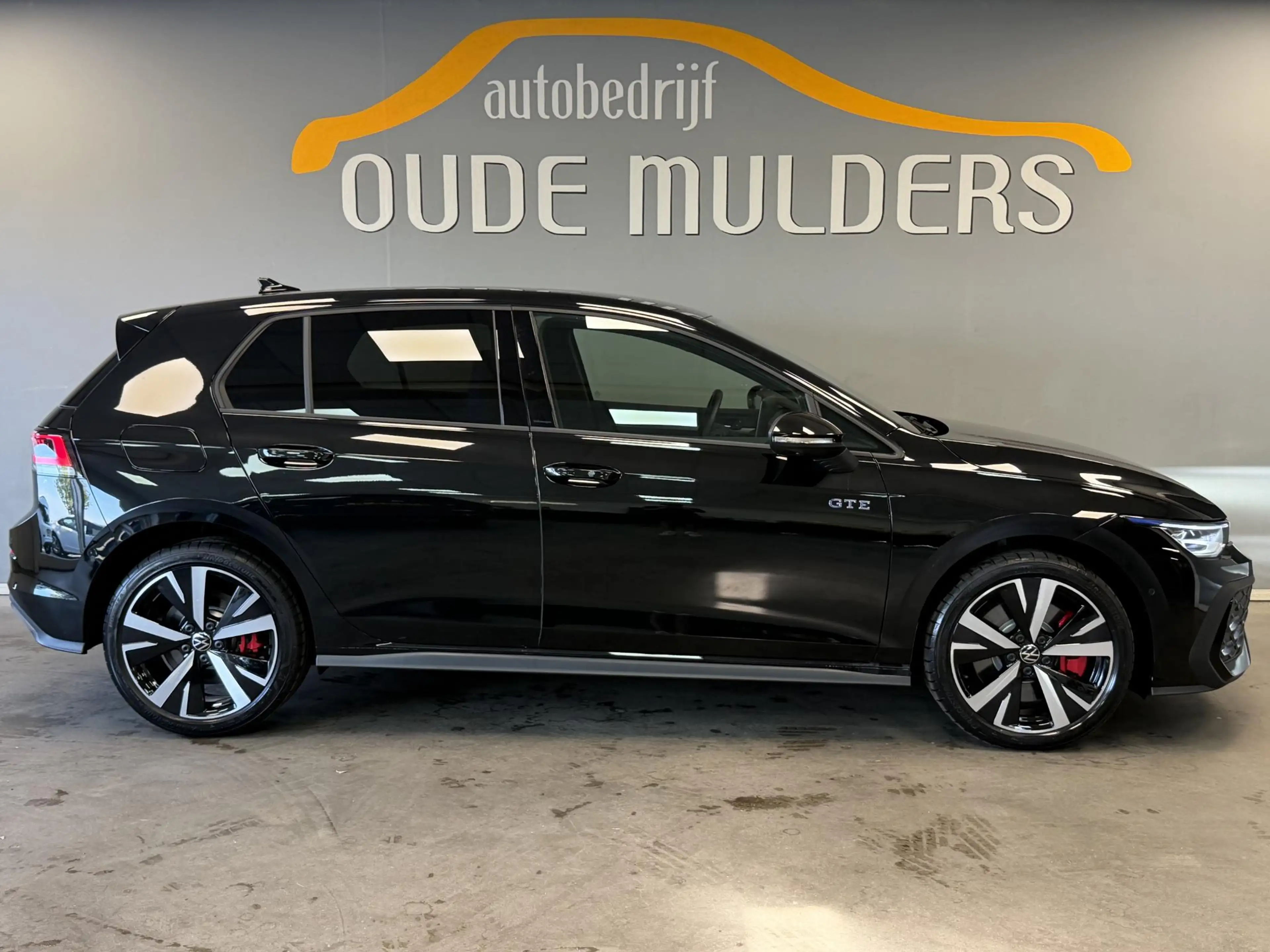 Volkswagen Golf GTE 1.5 eHybrid SOH 100% | Trekhaak | Adaptive cruise — photo 5