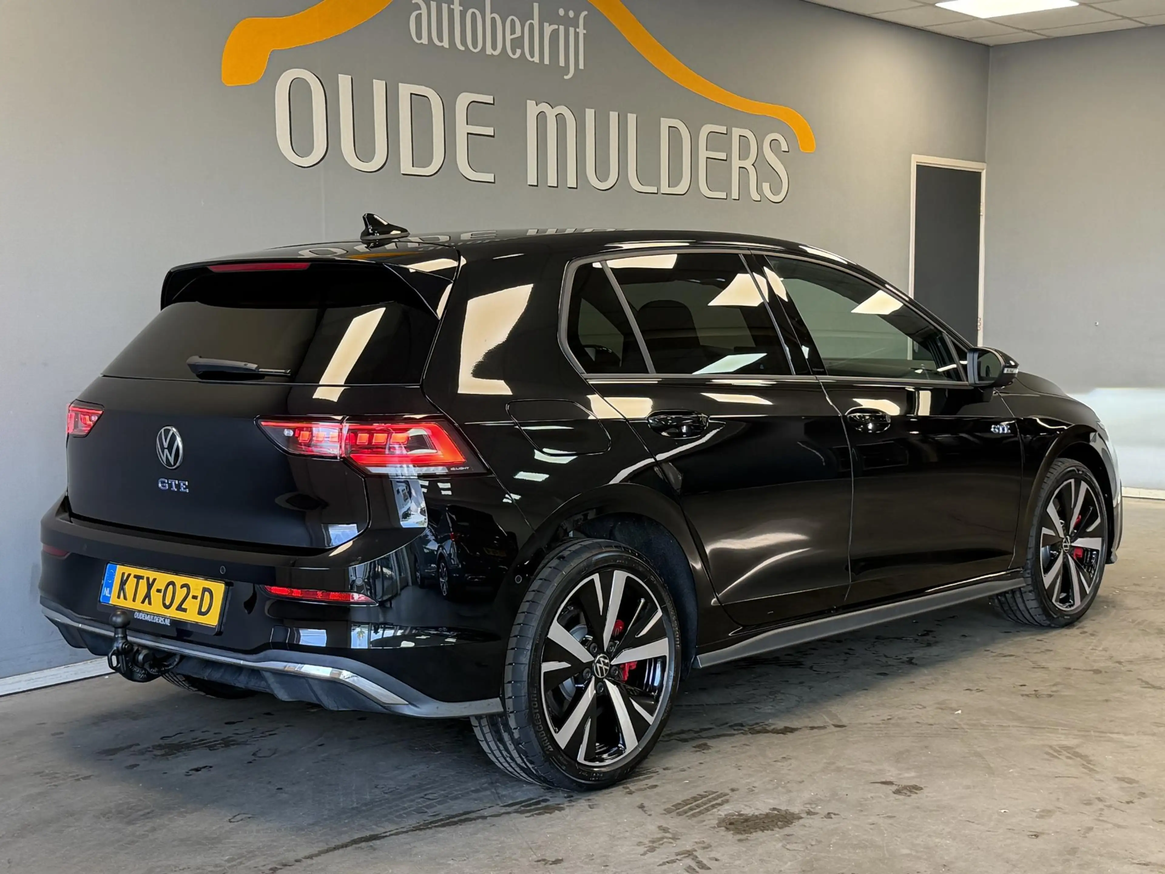 Volkswagen Golf GTE 1.5 eHybrid SOH 100% | Trekhaak | Adaptive cruise — photo 4