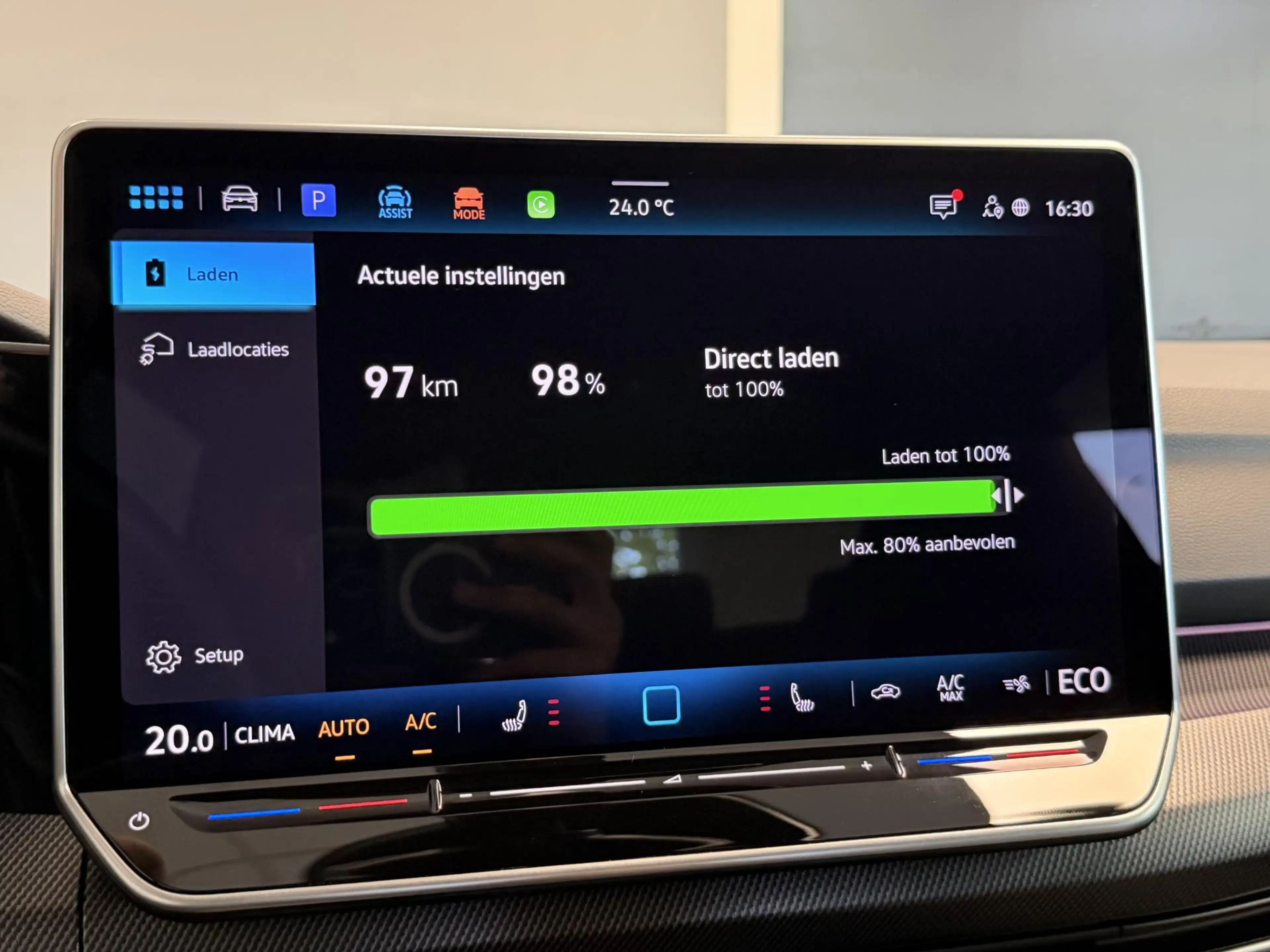 Volkswagen Golf GTE 1.5 eHybrid SOH 100% | Trekhaak | Adaptive cruise — photo 17