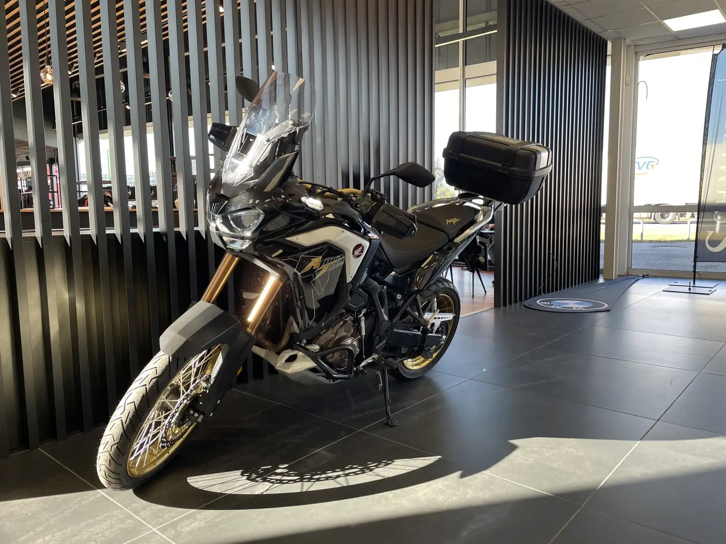 Honda CRF 1100 CRF1100L Africa Twin Schwarz - 1