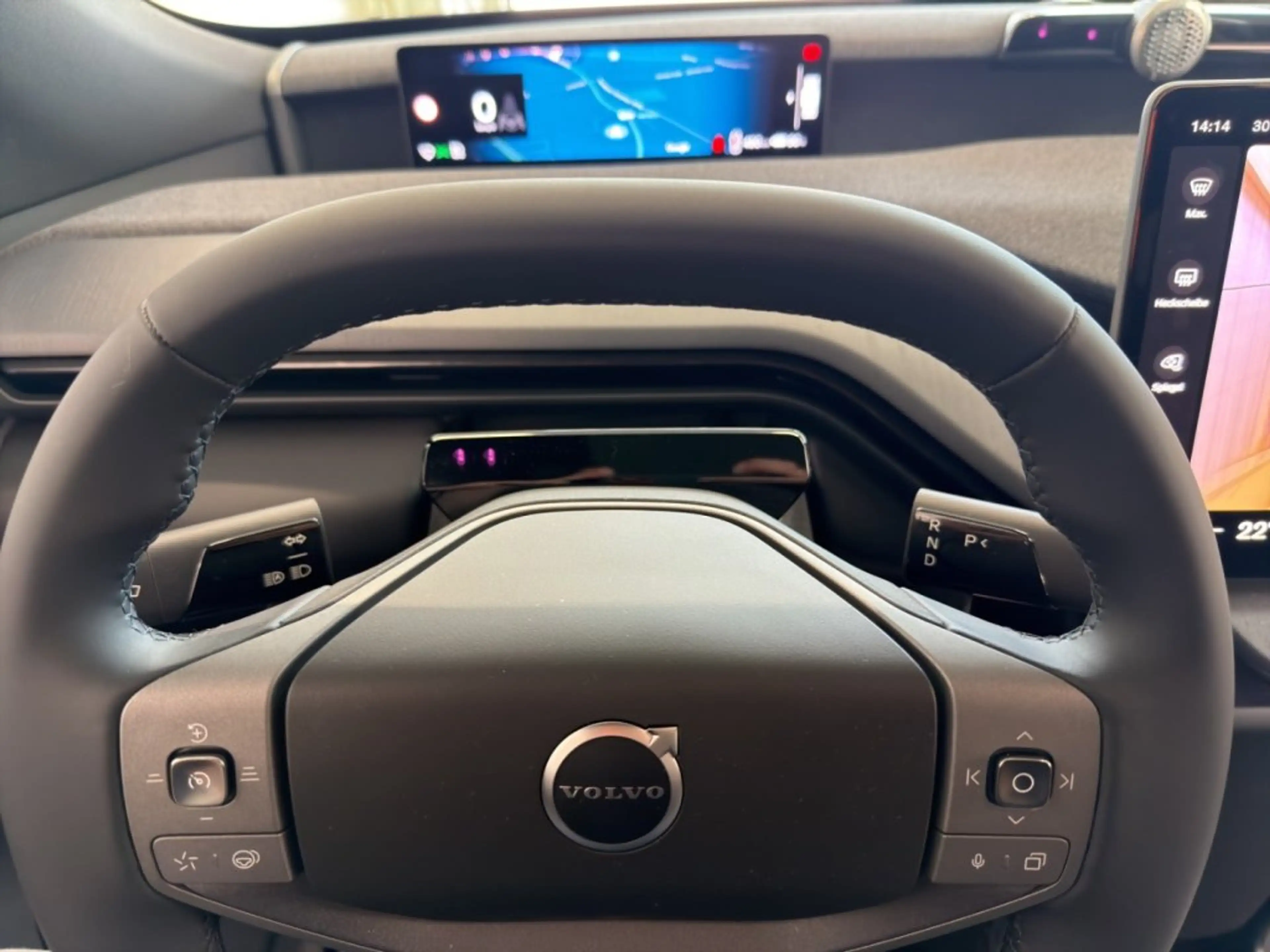 Volvo EX60 Ultra, P10 AWD Vollelektrisch — photo 13
