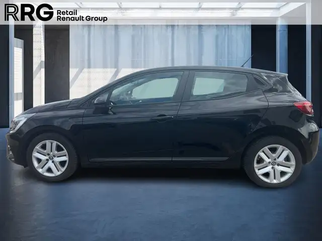 Renault Clio view 2