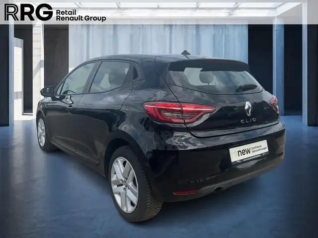 Renault Clio view 4