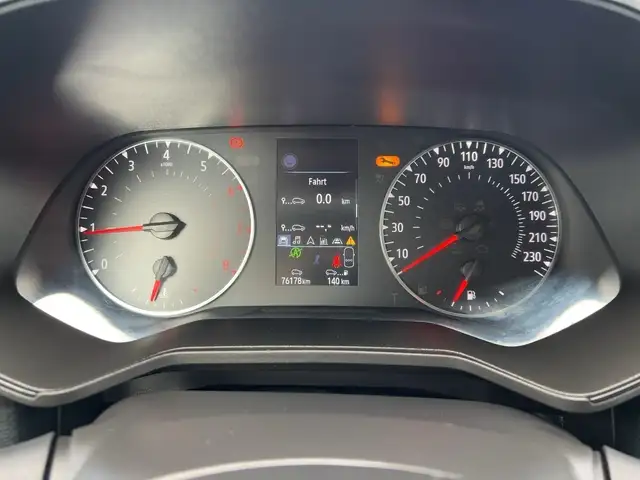 Renault Clio view 13