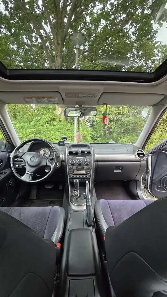 Lexus IS 200, foto 6