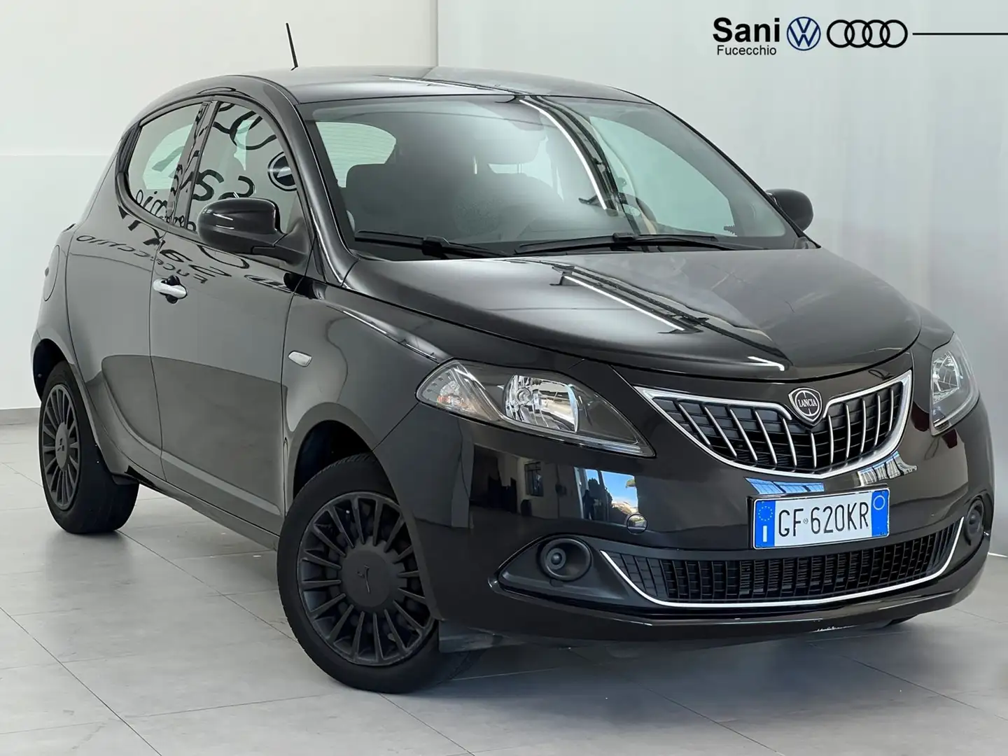 Lancia Ypsilon Ypsilon 1.0 hybrid Silver 70cv 5 p.ti Nero - 1