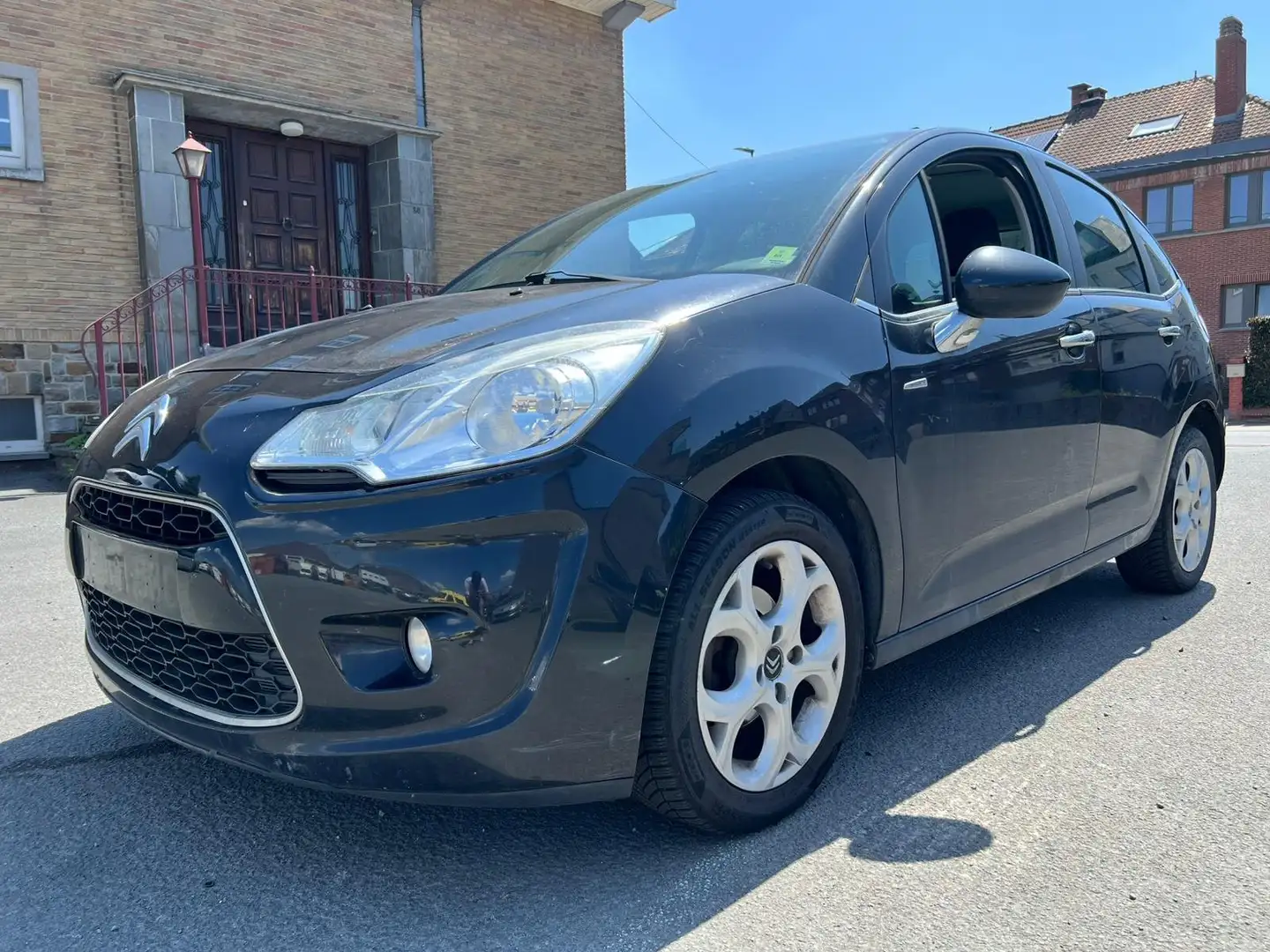 Citroen C3 1.6 HDi Exclusive Noir - 1