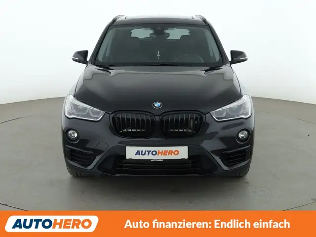 BMW X1 view 9