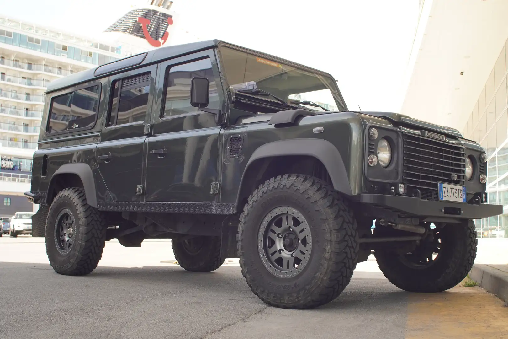 Land Rover Defender Defender V 1990 110/130 110 2.5 td5 E SW Zelená - 1