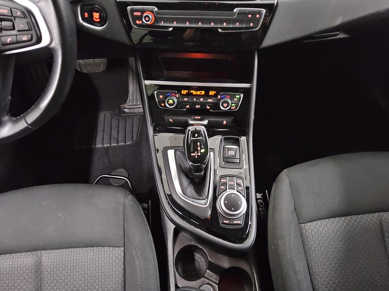 BMW 218 Gran Tourer xDr Advantage Navi LED HiFI Shz — photo 6