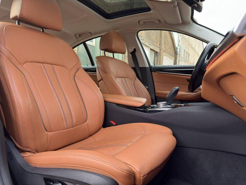 BMW 540 540 d xDrive Sport Line — photo 9