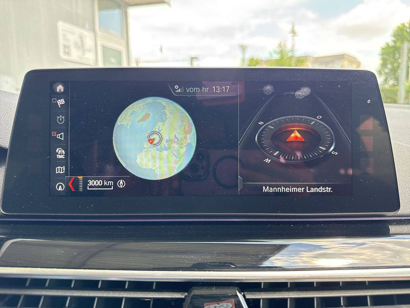 BMW 540 540 d xDrive Sport Line — photo 13