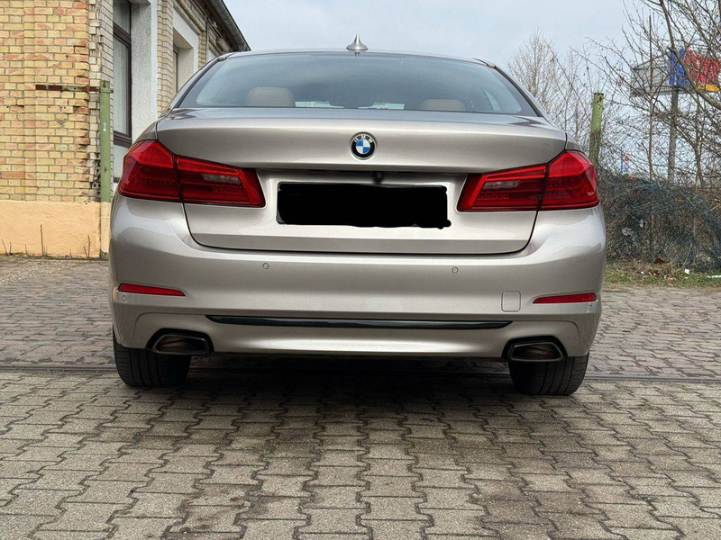 BMW 540 540 d xDrive Sport Line — photo 3