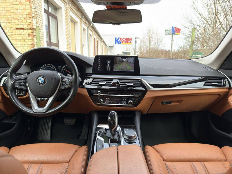 BMW 540 540 d xDrive Sport Line — photo 10