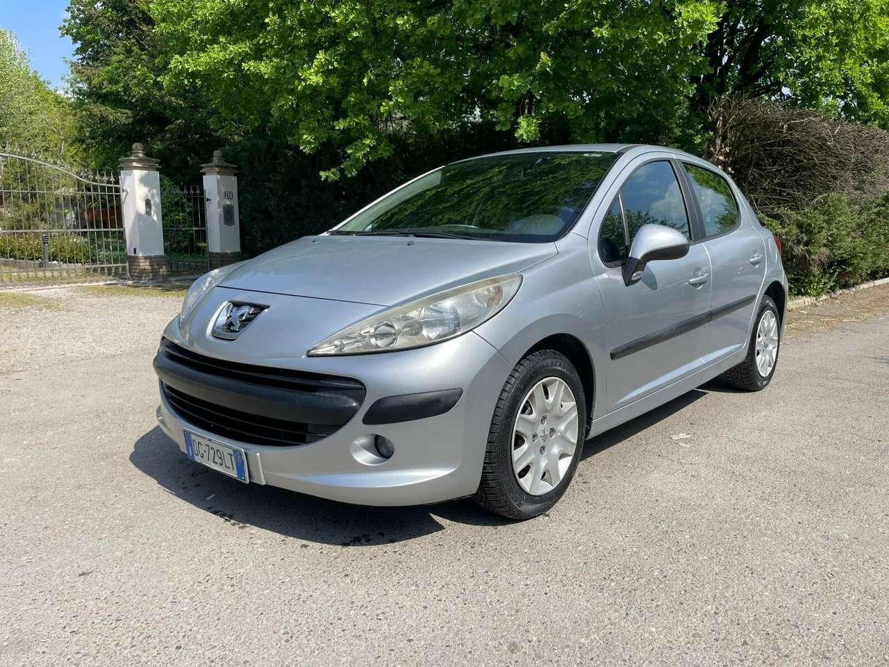 Peugeot 207 1.4 88CV 5p. ONE Line