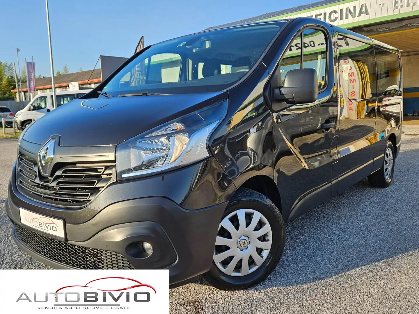 Renault Trafic T27 1.6 dCi 120CV S&S PL-TN Zen Nero - 2