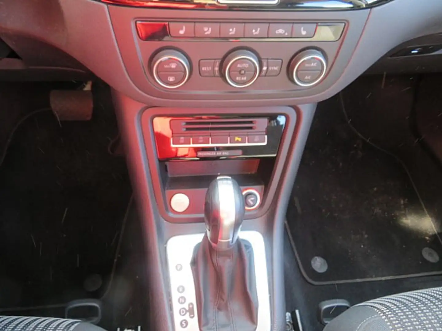 SEAT Alhambra 2,0 TDI CR DSG NAVI Sitzheizung Grau - 2