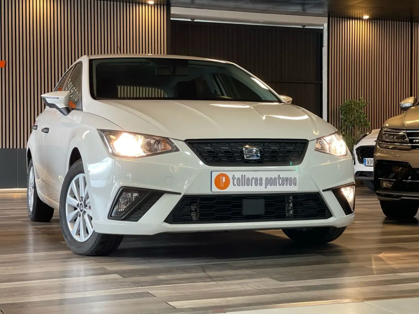 SEAT Ibiza 1.6TDI CR S&S Reference 95 Blanc - 2