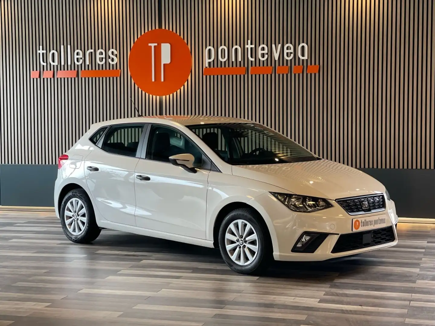 SEAT Ibiza 1.6TDI CR S&S Reference 95 Blanc - 1