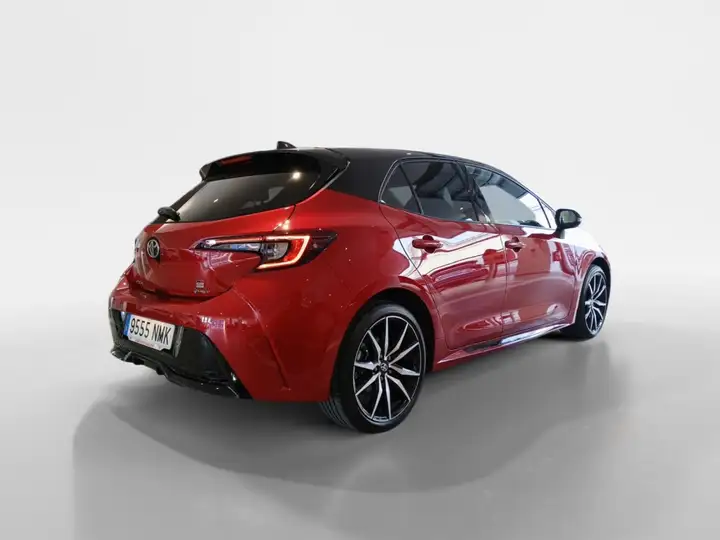 Toyota Auris 2026, foto 14