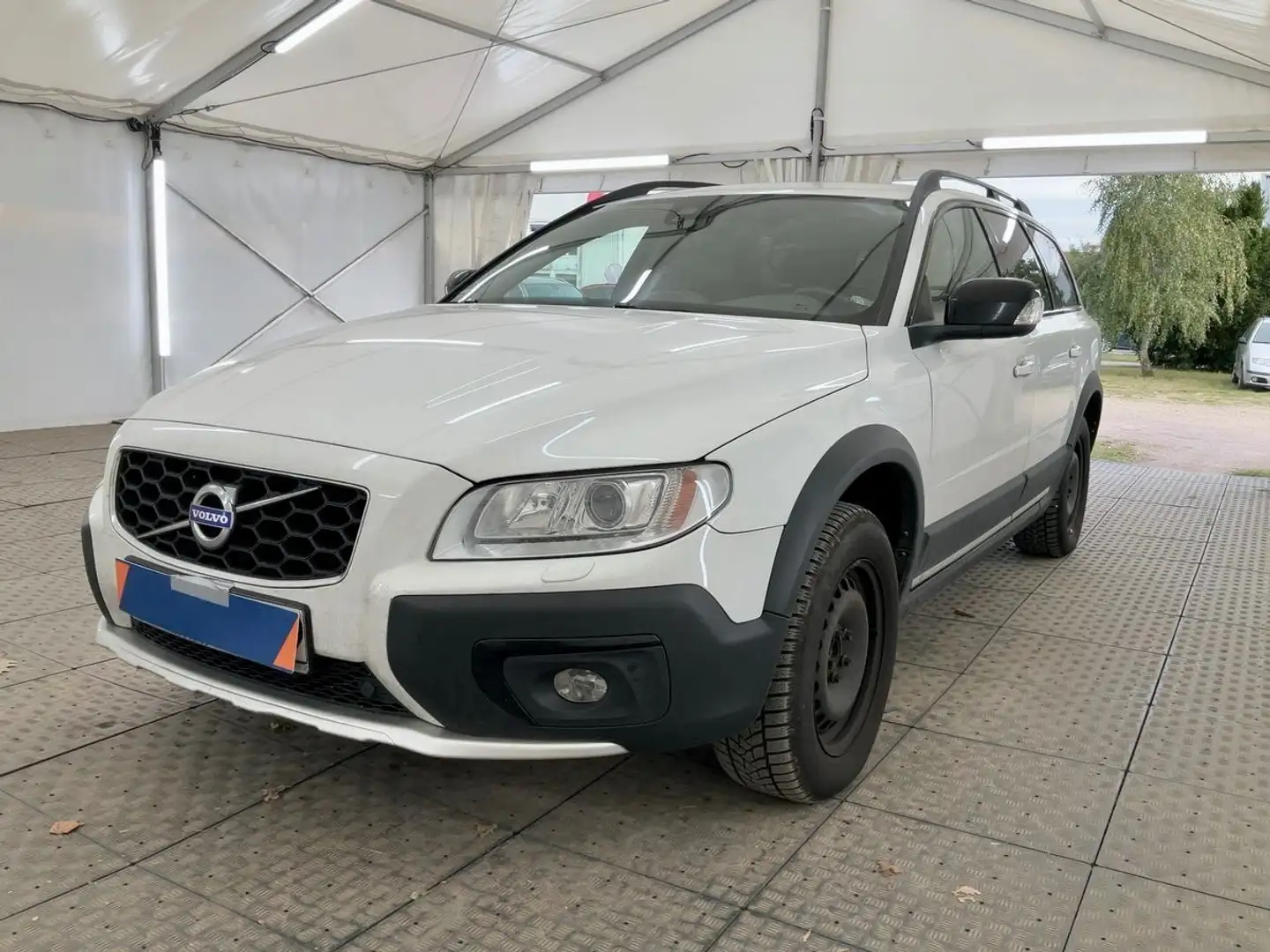 Volvo XC70 2.0 D4 AUTOMATIK AHK LEDER MEMORY BiXENON Blanc - 2