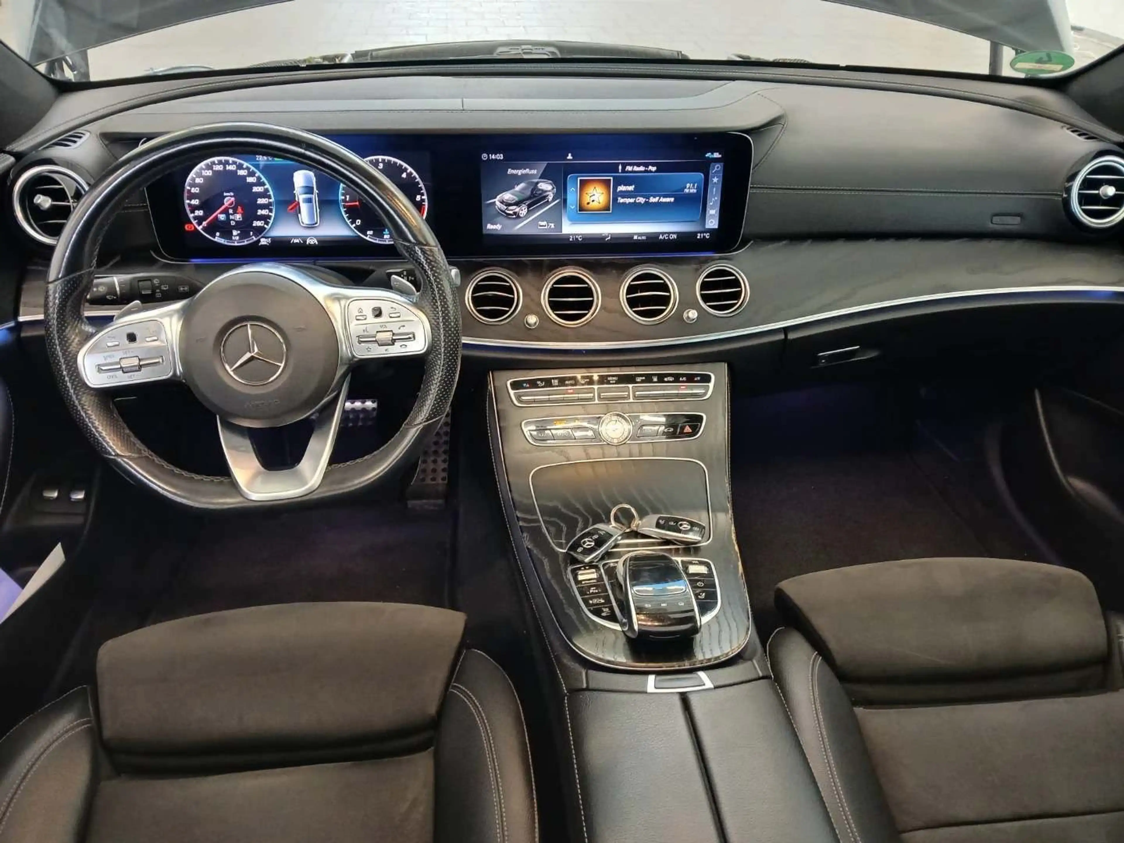 Mercedes-Benz E 300 de AMG Line*Pano*Burmester*Kamer*AHK*Night* — photo 9