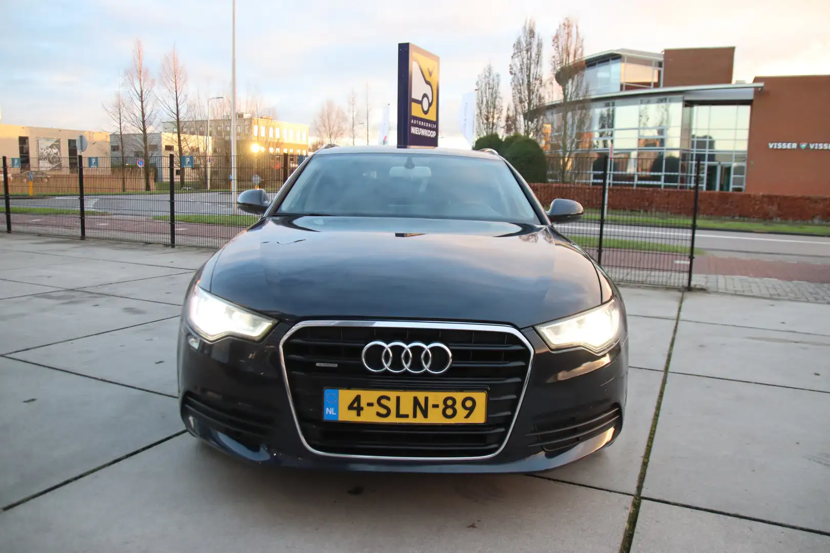 Audi A6 Avant 3.0 TDI quattro S-Line Plus Leder-alcantara, Bleu - 2