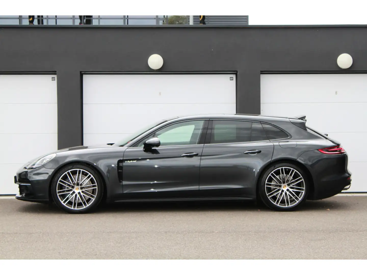 Porsche Panamera SPORT TURISMO 4 E-HYBRID 462 | LLD 1290e/Mois | FA Gris - 2