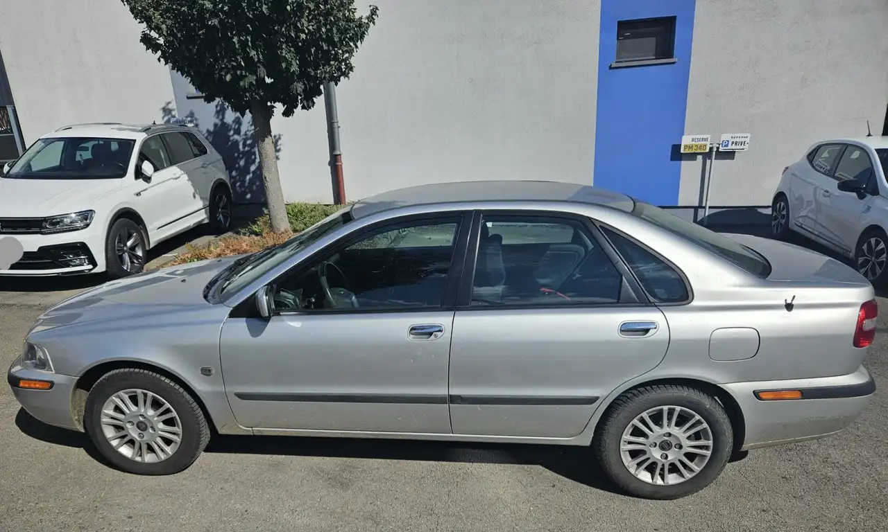 Volvo S40