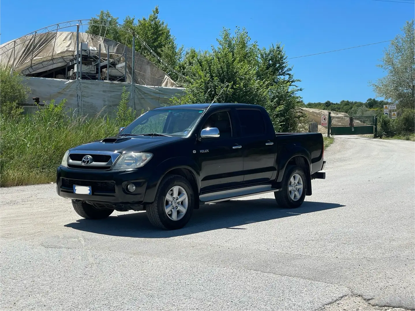 Toyota Hilux 3.0 double cab SR+ auto my11 - 1