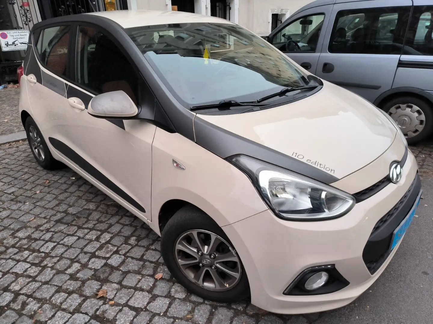 Hyundai i10 Intro Edition-Allwetter-Lenkrad/Sitzheizung Beige - 1