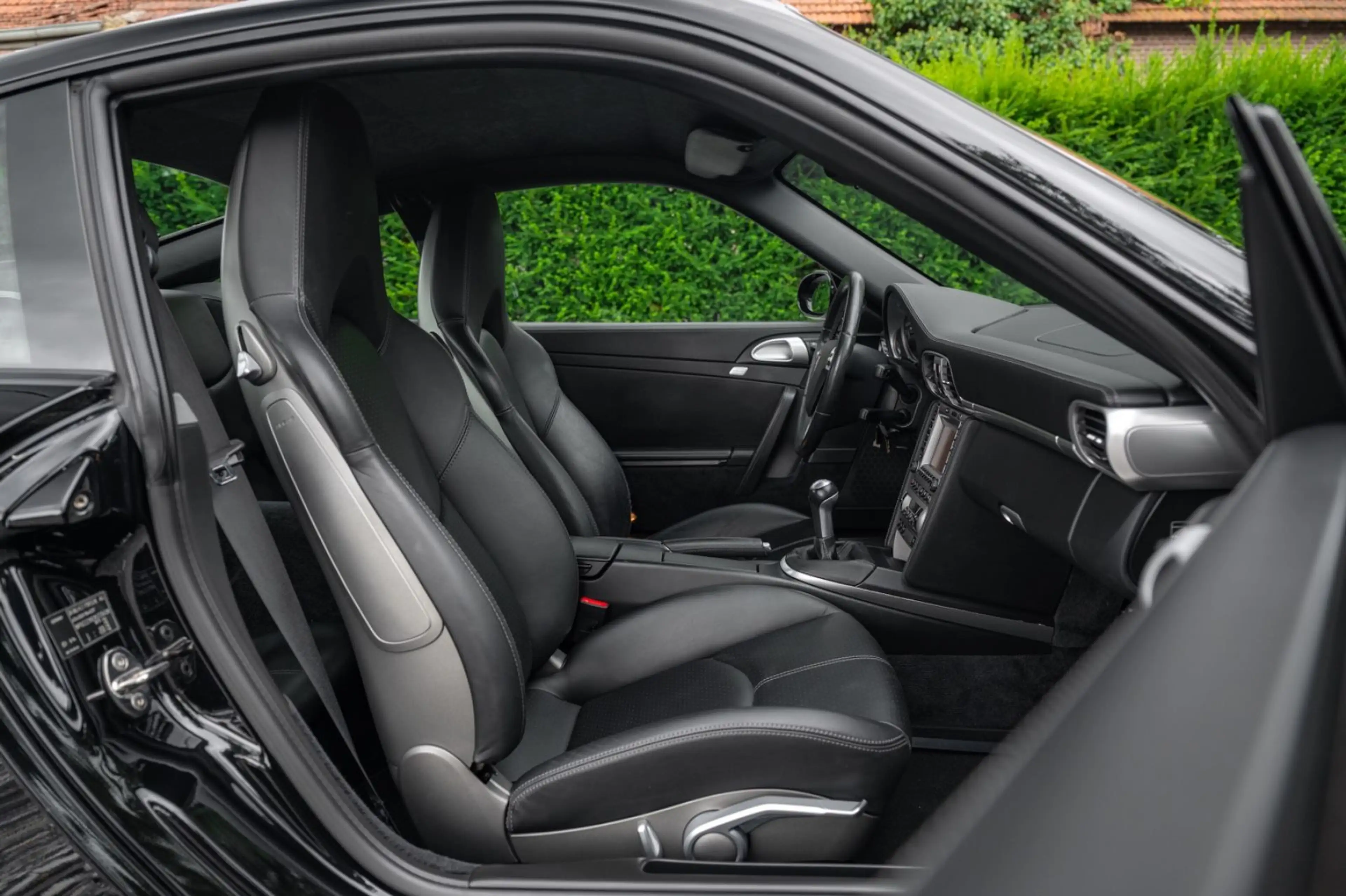 Porsche 997 Carrera 4S Coupe | Schalter | BRD | SportAbg — photo 10