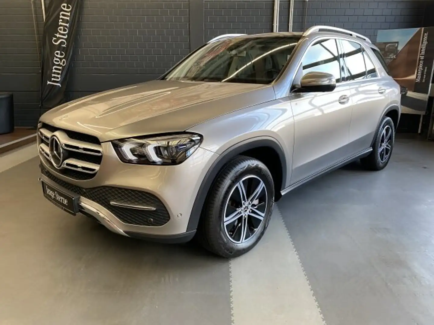 Mercedes-Benz GLE 300 GLE 300 d 4M MBUX Panorama Distr. LED AHK 360° Argent - 2