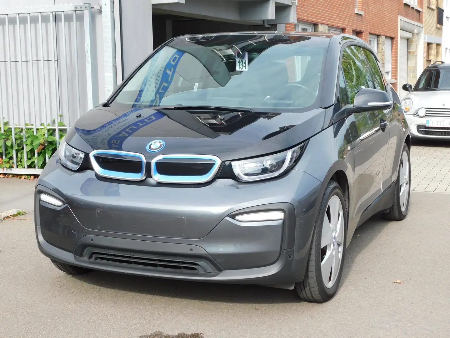 BMW i3 120 Ah + GPS+CAMERA+SIEGES CHAUFFANTS ++ Gris - 1