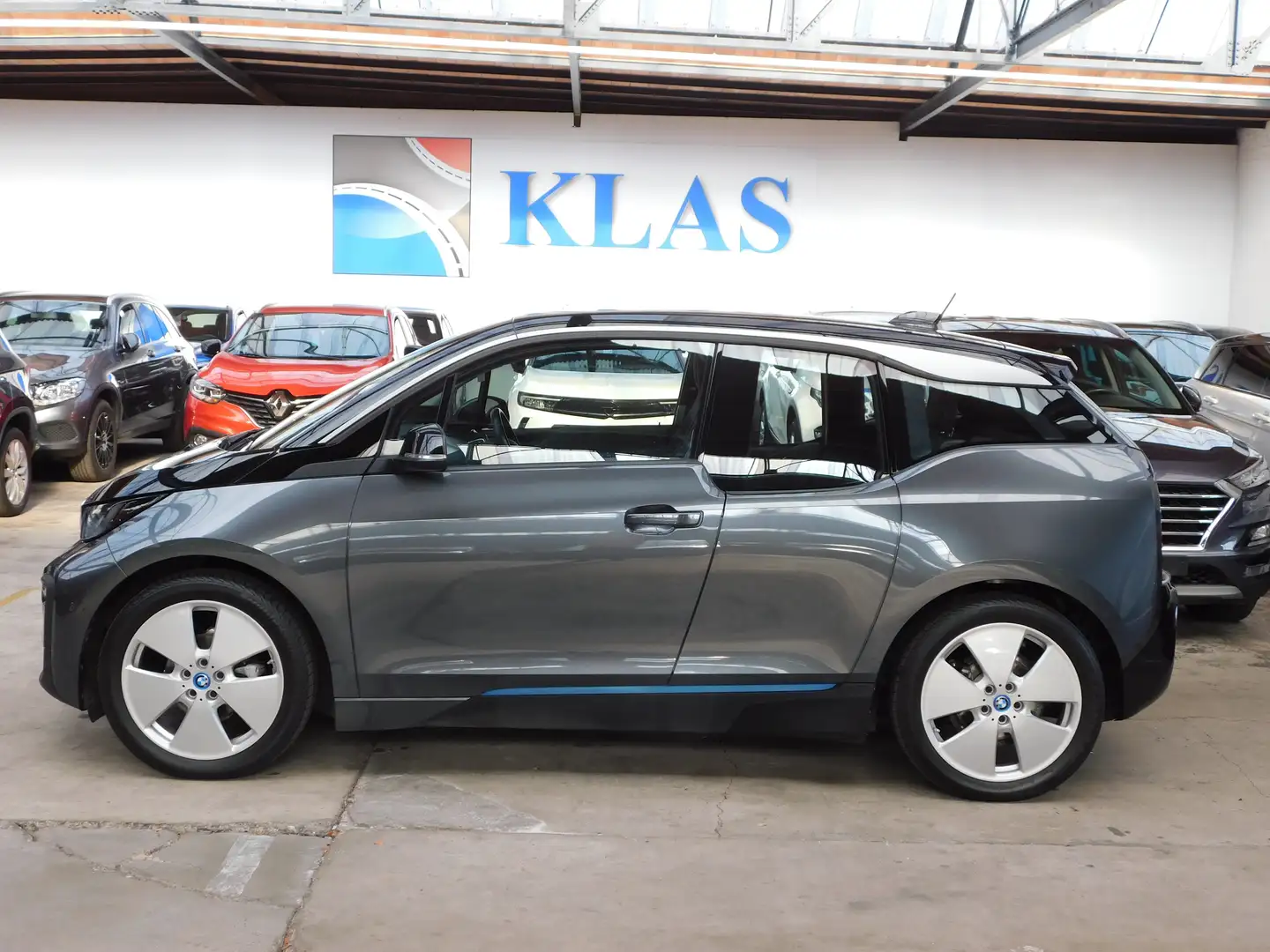 BMW i3 120 Ah + GPS+CAMERA+SIEGES CHAUFFANTS ++ Gris - 2