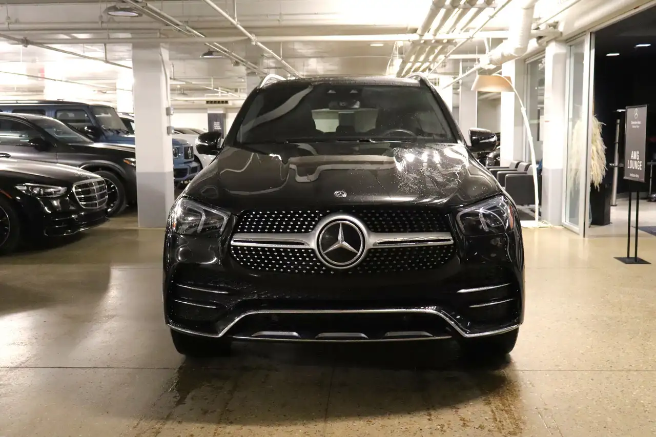 Mercedes-Benz GLE снимка Mercedes-Benz GLE