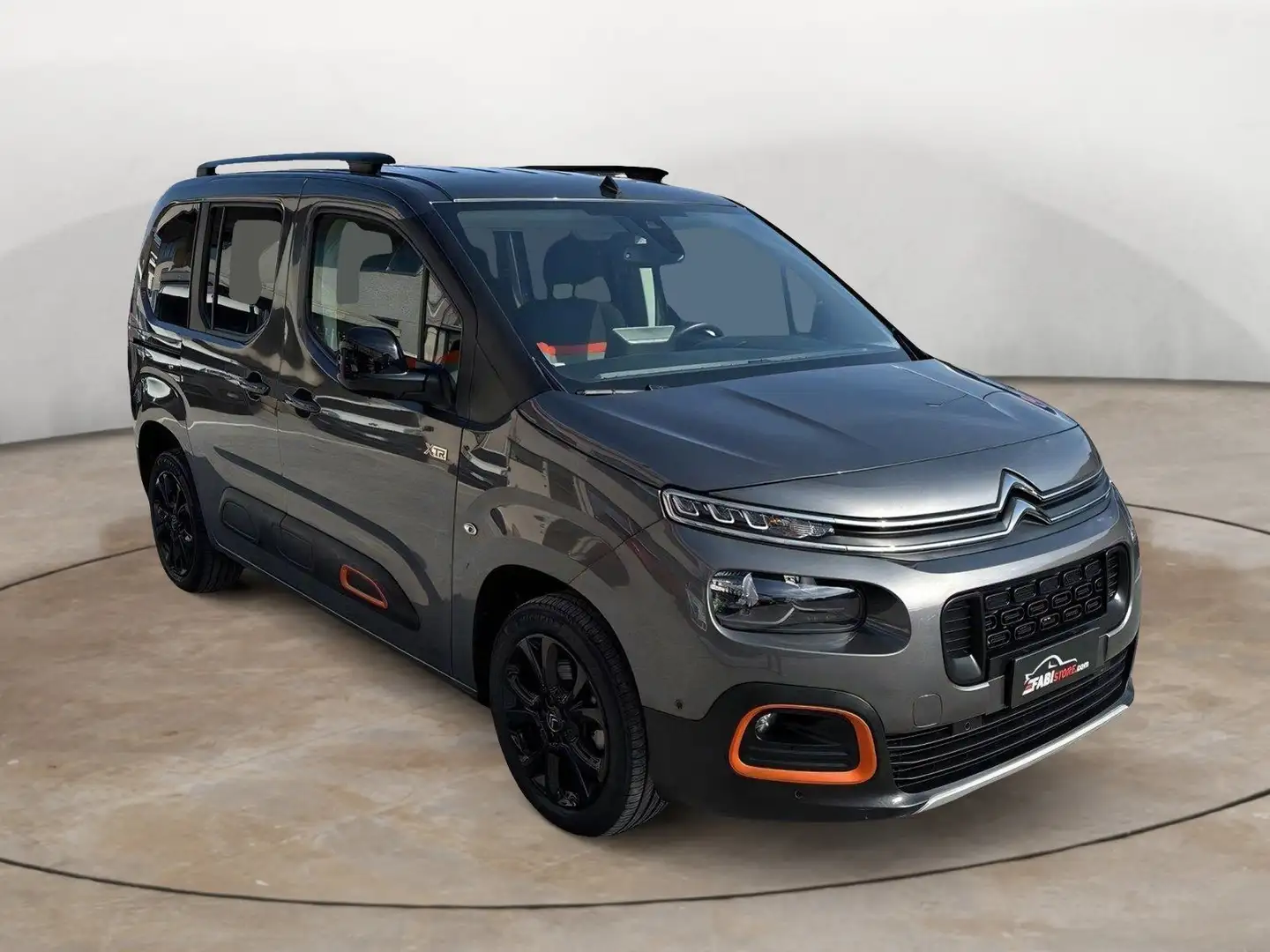 Citroen Berlingo 1.5 BlueHDi 131 Cv M Shine XTR Grigio - 1