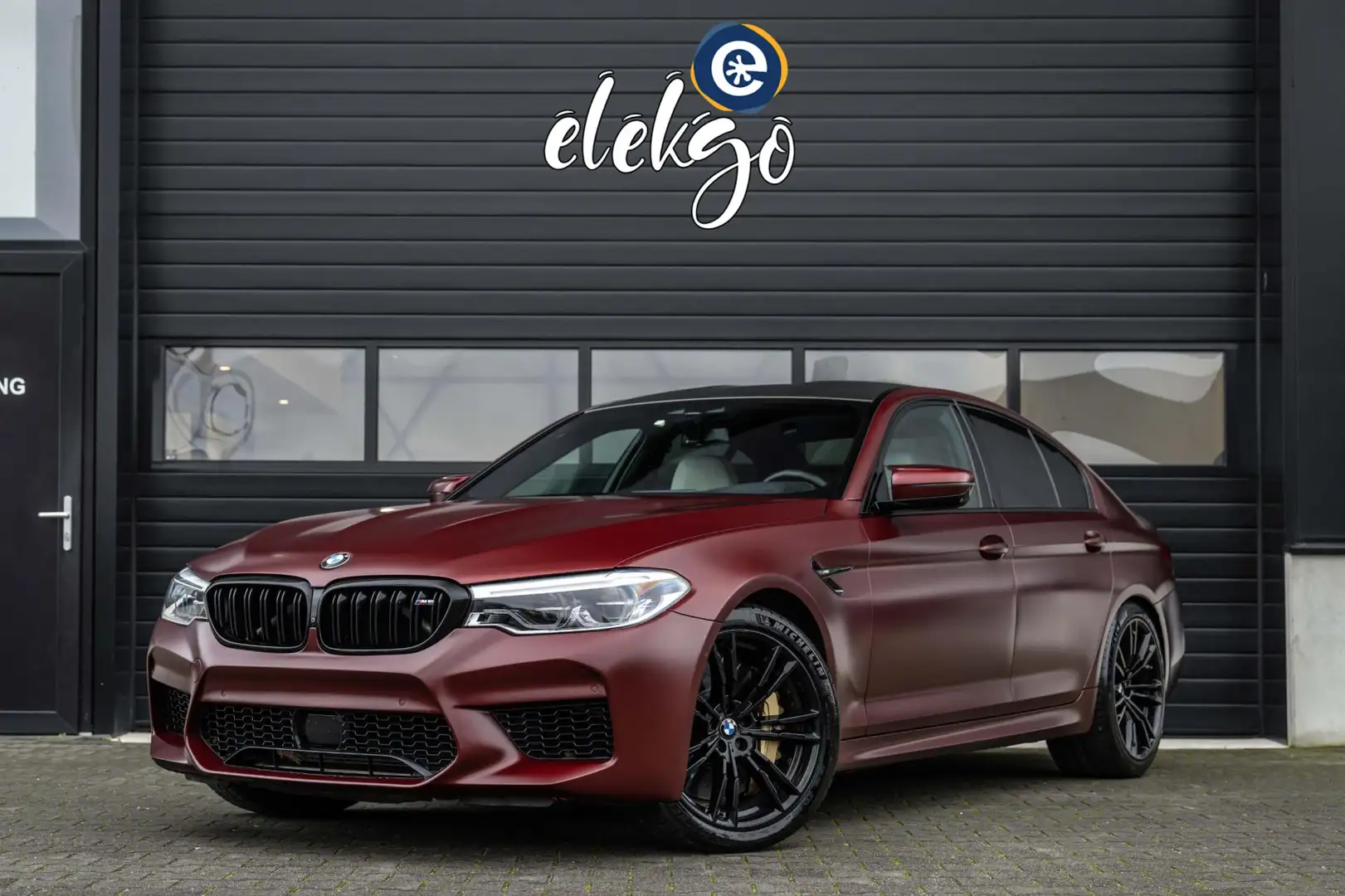 BMW M5 5-serie First Edition|Carbon|Keramisch|360|B&W|Mas Rood - 1