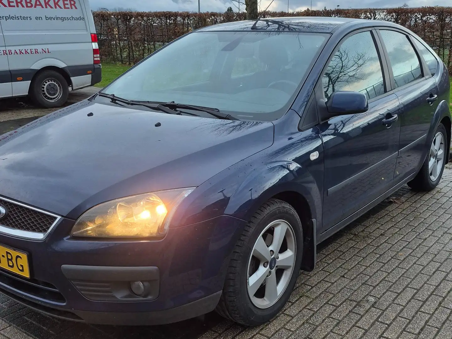 Ford Focus 1.6 L 5d Blauw - 2