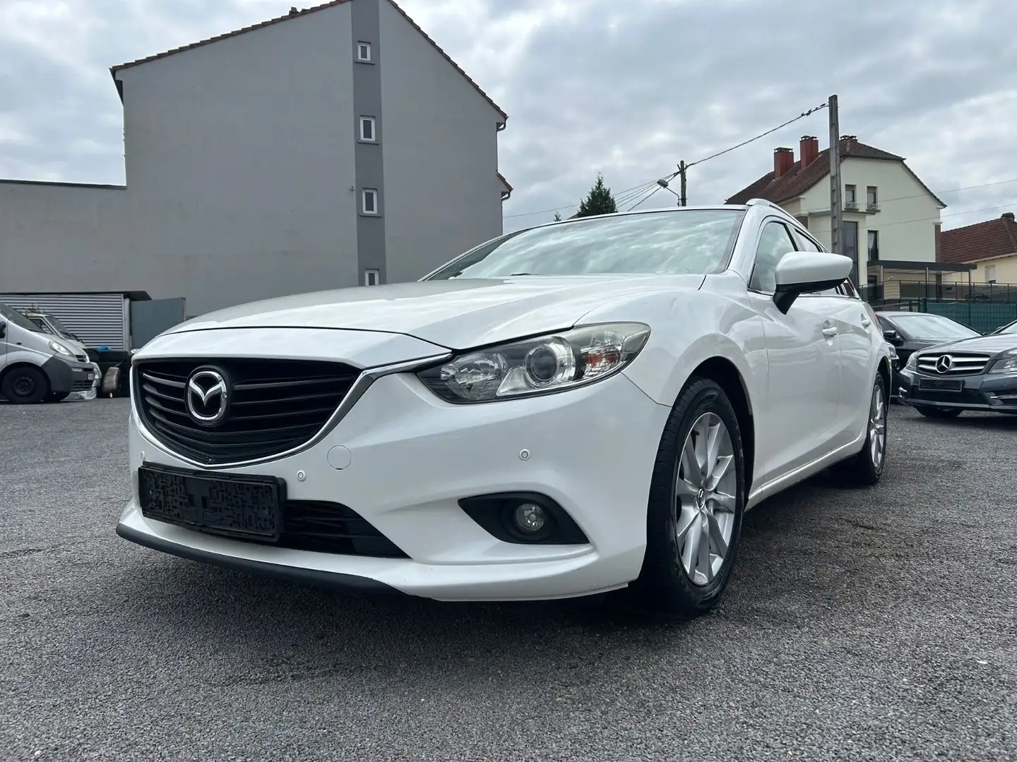 Mazda 6 Kombi CENTER LINE SHZ + NAVI + PDC Blanc - 1