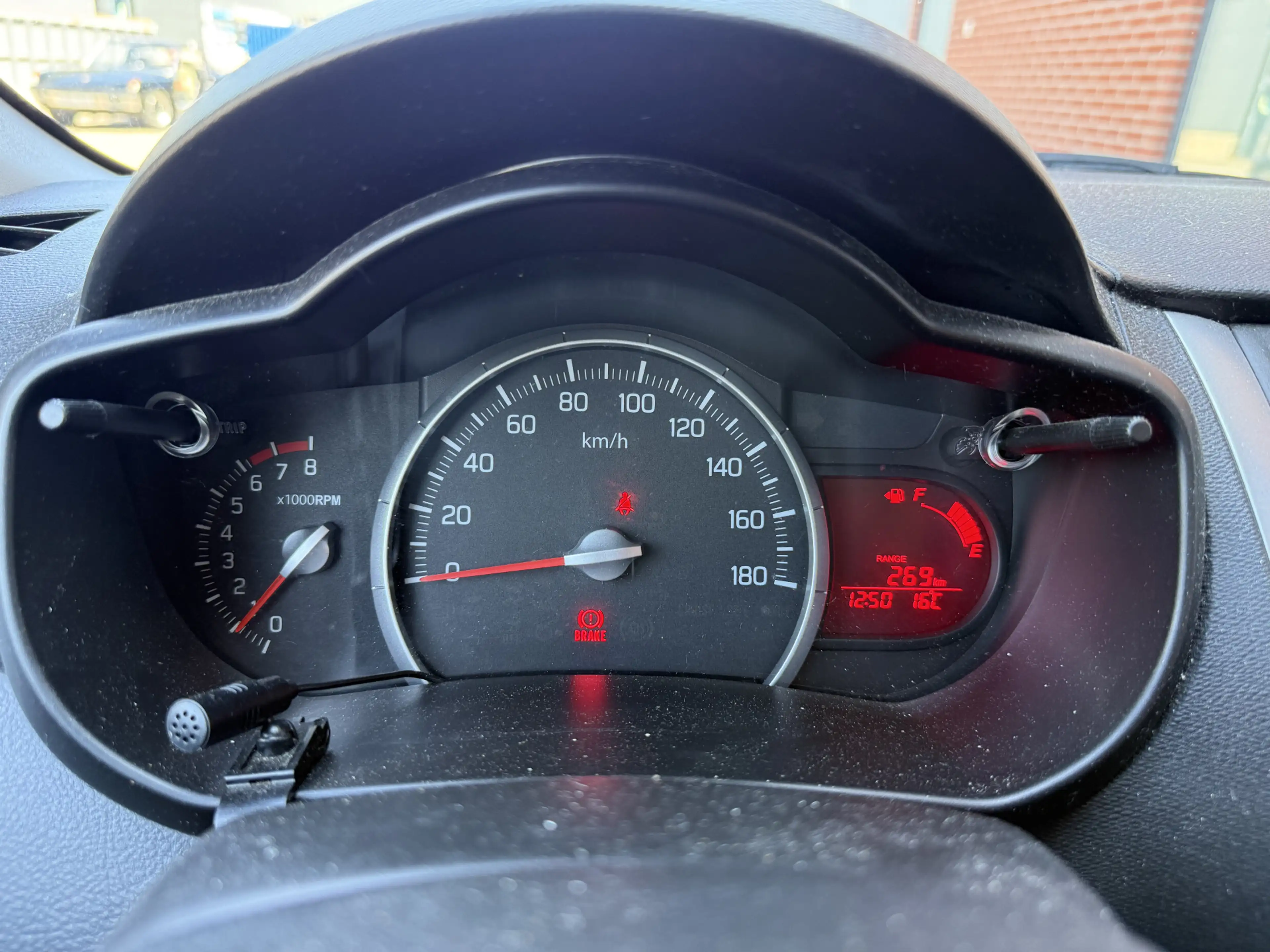 Suzuki Celerio 1.0 Comfort ✅ park sensor ✅ Navigatie ✅ Airco ✅ — photo 13