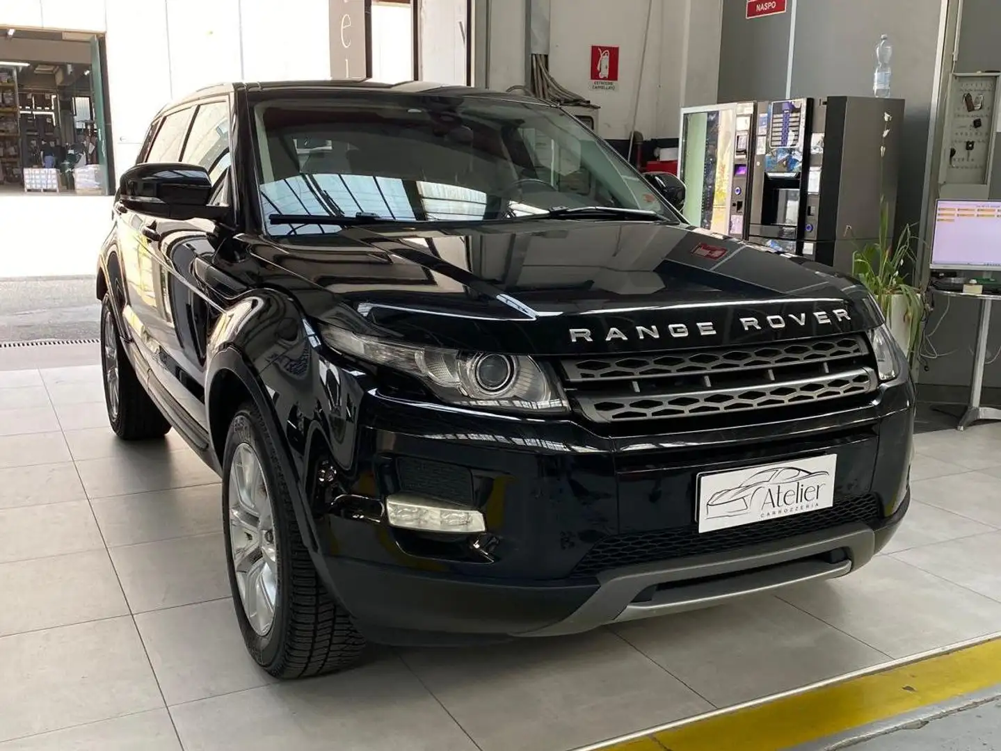 Land Rover Range Rover Evoque Range Rover Evoque I 2011 5p 2.2 td4 Prestig 150cv Nero - 1