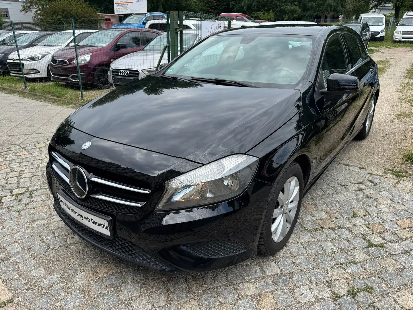 Mercedes-Benz A 180 CDI BlueEfficiency Scheckheft SR+WR Kamera Schwarz - 1