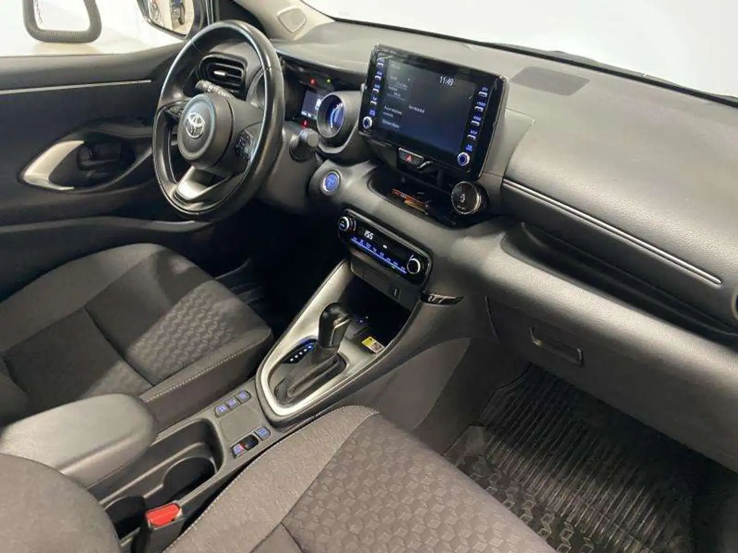 Toyota Yaris AUTOMATIQUE - CAMERA Gris - 2