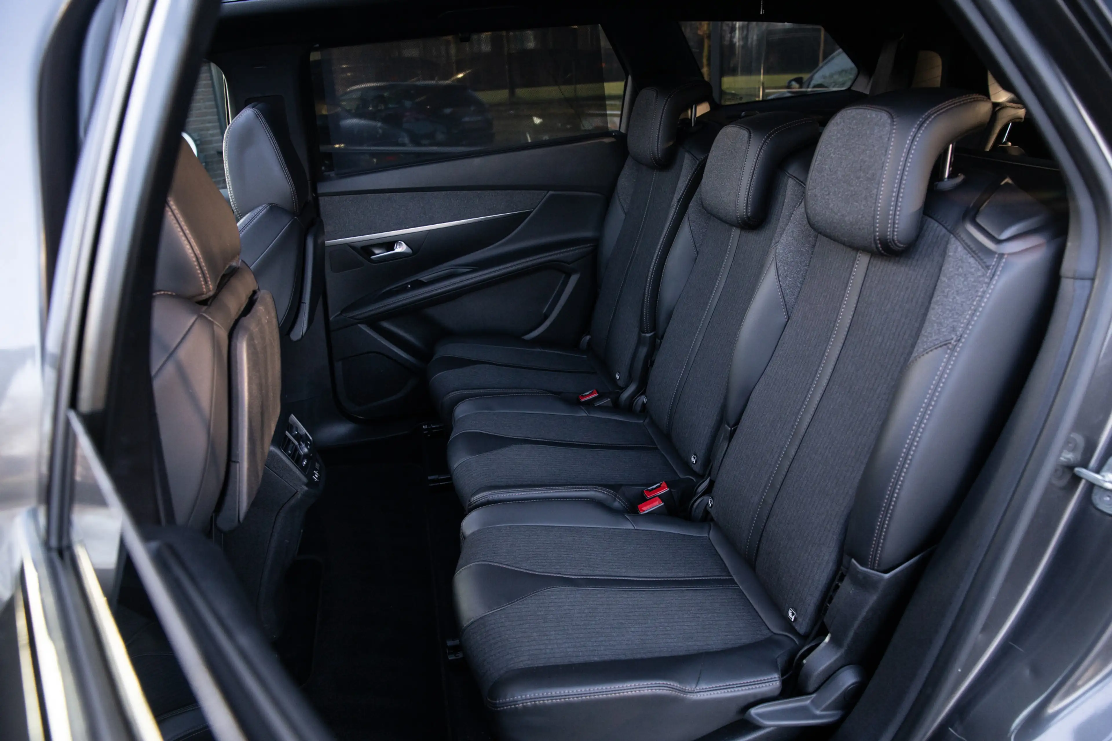 Peugeot 5008 1.2 PureTech GT-Line 7p , Panoramadak, — photo 9