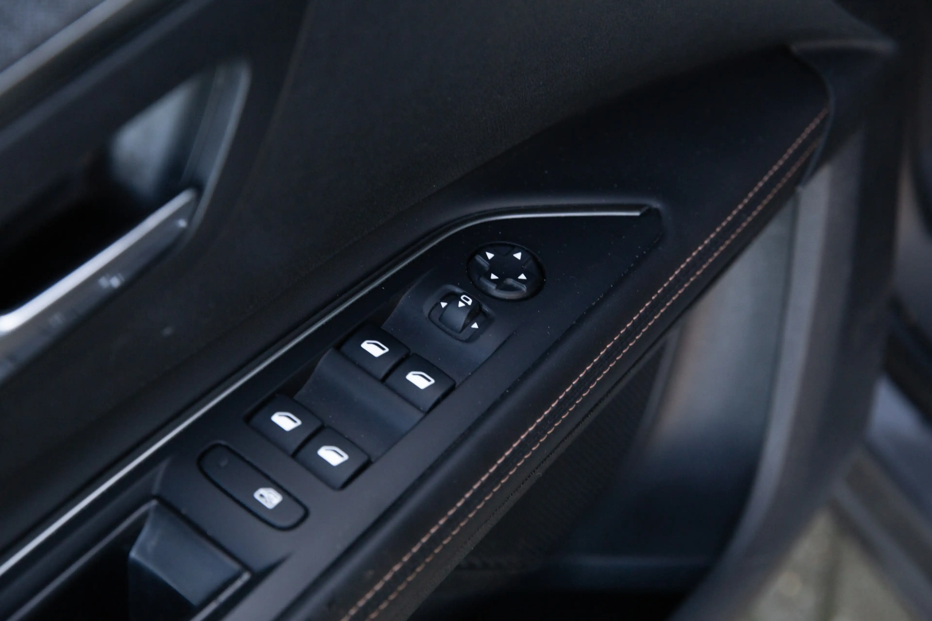 Peugeot 5008 1.2 PureTech GT-Line 7p , Panoramadak, — photo 23